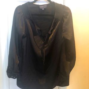 2/$30 JonesNY Shiny Tie Neck Office Blouse stretch